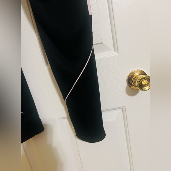 NWOT Adidas Black w/ Clear Pink Stripes Jogger Pants | Women’s L | Model HR7118 - Picture 3 of 4